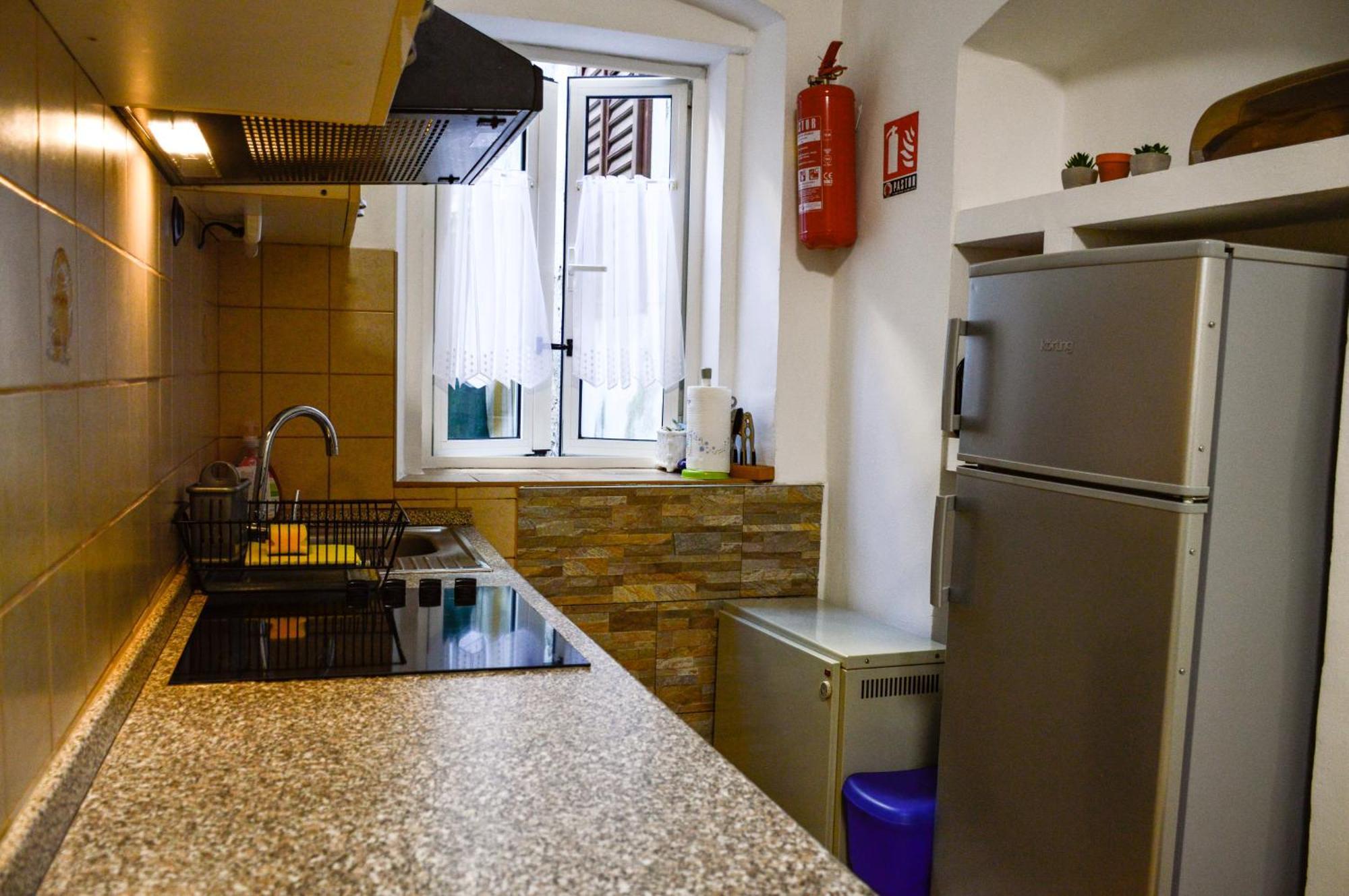 Charming Marine Style Apartment Cres Kültér fotó